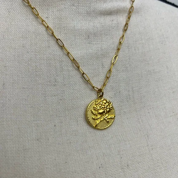 Plunder Gold Necklace with Rose Pendant - Picture 2 of 4